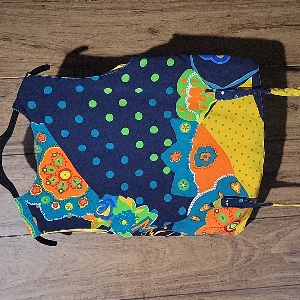 Color Button Vest - Picture 3 of 4